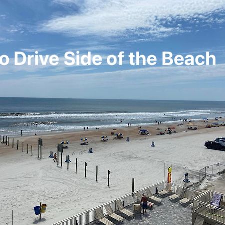 Appartamento Ocean Breeze - Direct Ocean Front-Pool Is Open Daytona Beach Esterno foto