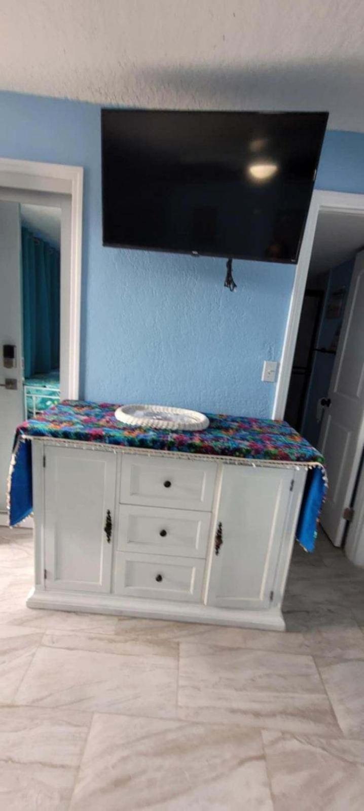 Appartamento Ocean Breeze - Direct Ocean Front-Pool Is Open Daytona Beach Esterno foto